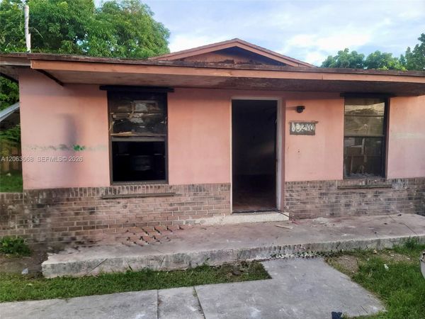 10210 SW 173rd St , Miami, FL 33157