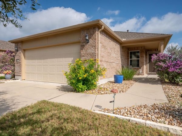 214 Hobby ST, Georgetown, TX 78633