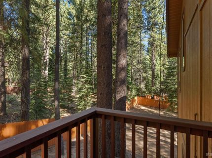 1592 Plumas Circle, South Lake Tahoe, CA 96150 Photo