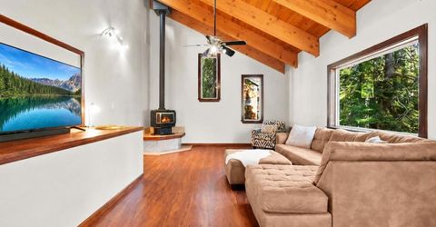 1592 Plumas Circle, South Lake Tahoe, CA 96150 Photo