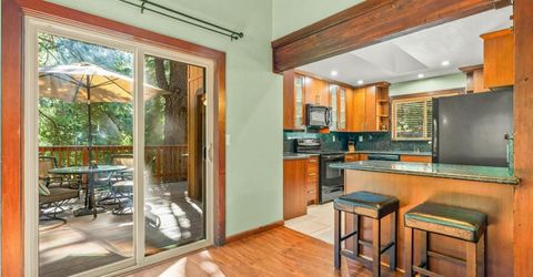 1592 Plumas Circle, South Lake Tahoe, CA 96150 Photo
