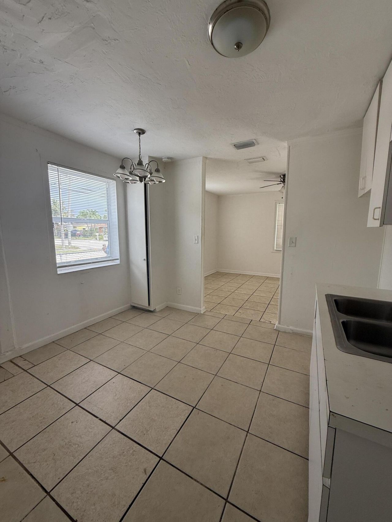 865 W 3rd Street, Riviera Beach, FL 33404 Photo