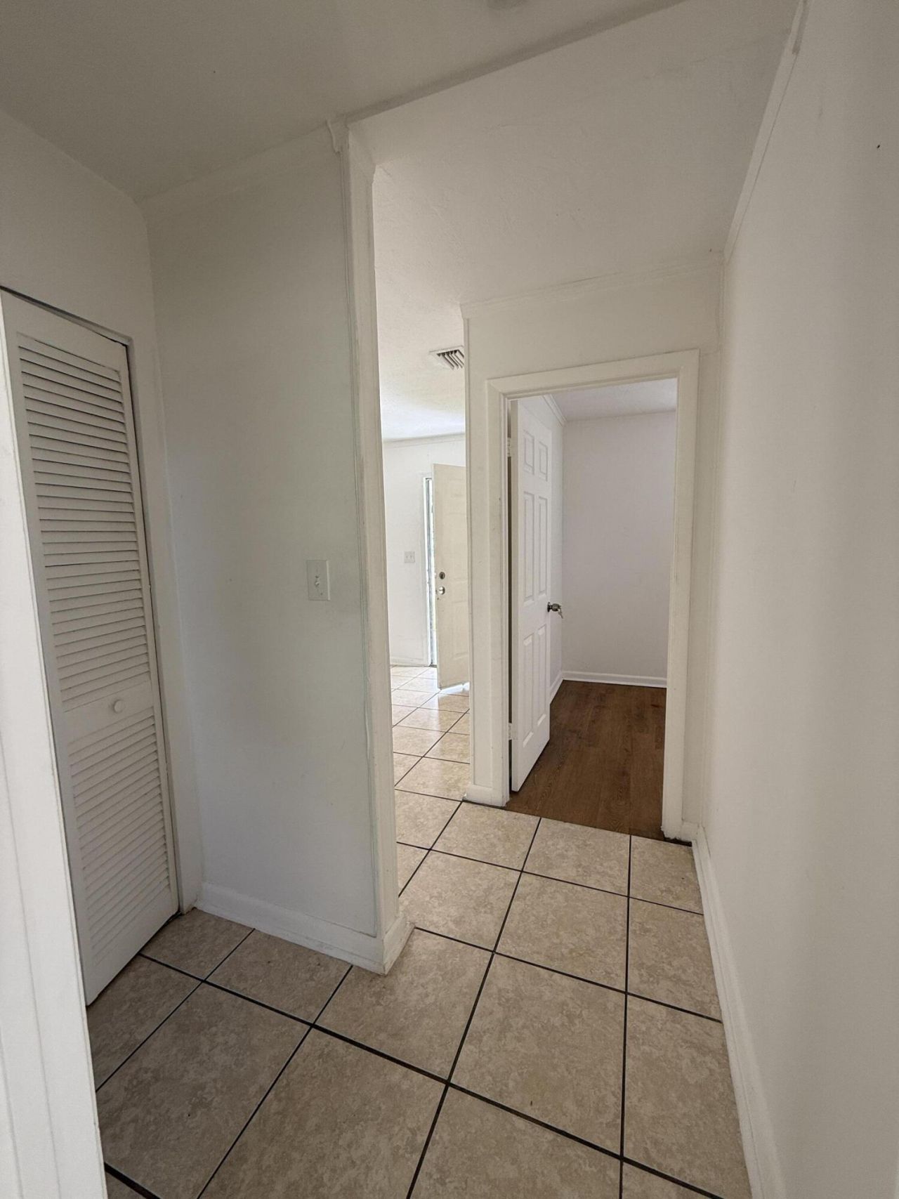 865 W 3rd Street, Riviera Beach, FL 33404 Photo