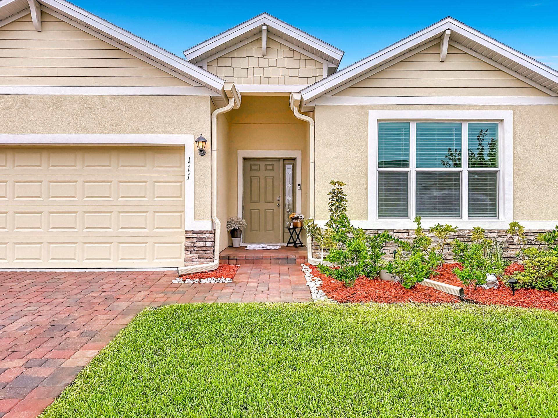 111 52nd Square, Vero Beach, FL 32968 Photo