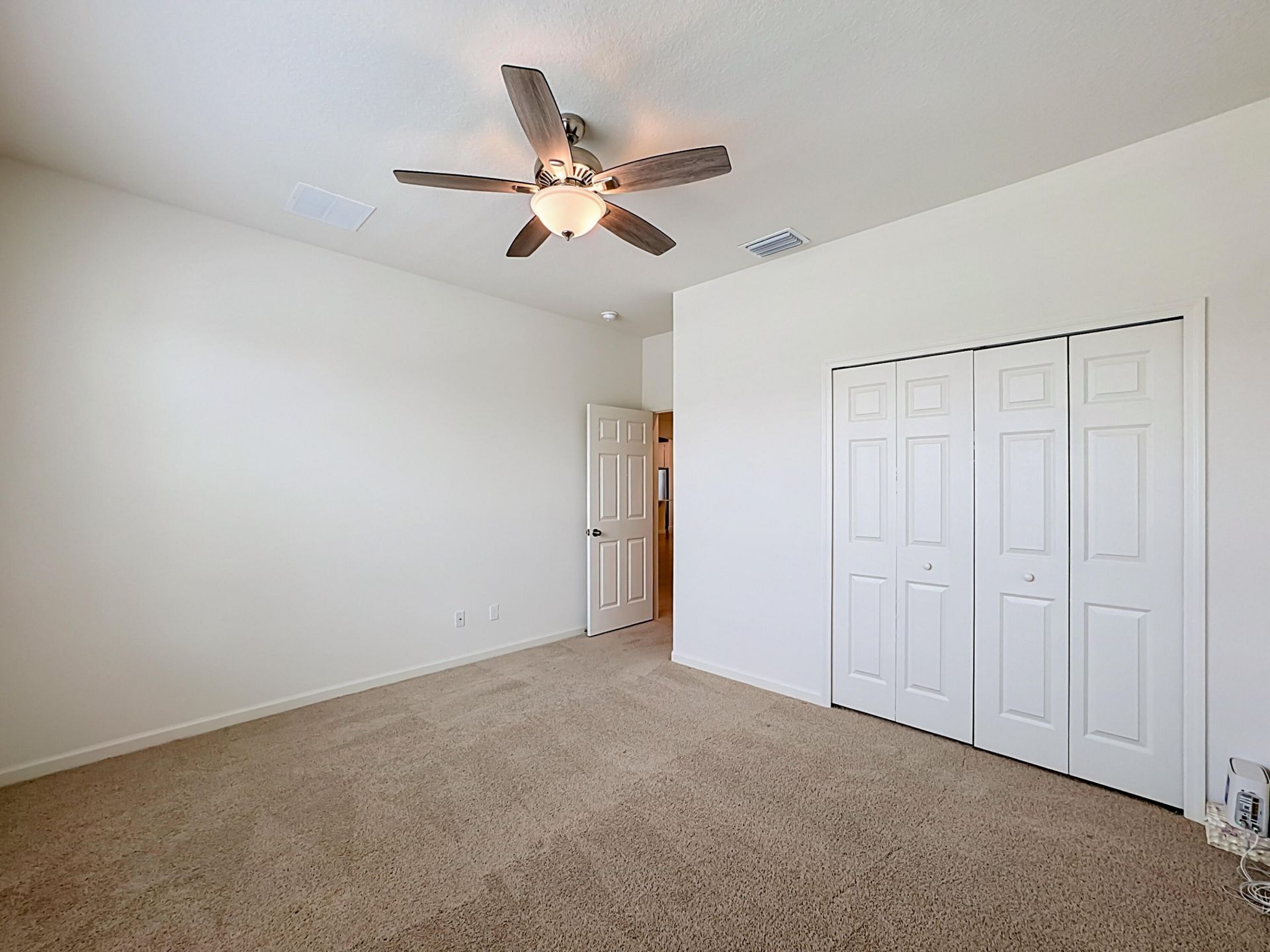 111 52nd Square, Vero Beach, FL 32968 Photo