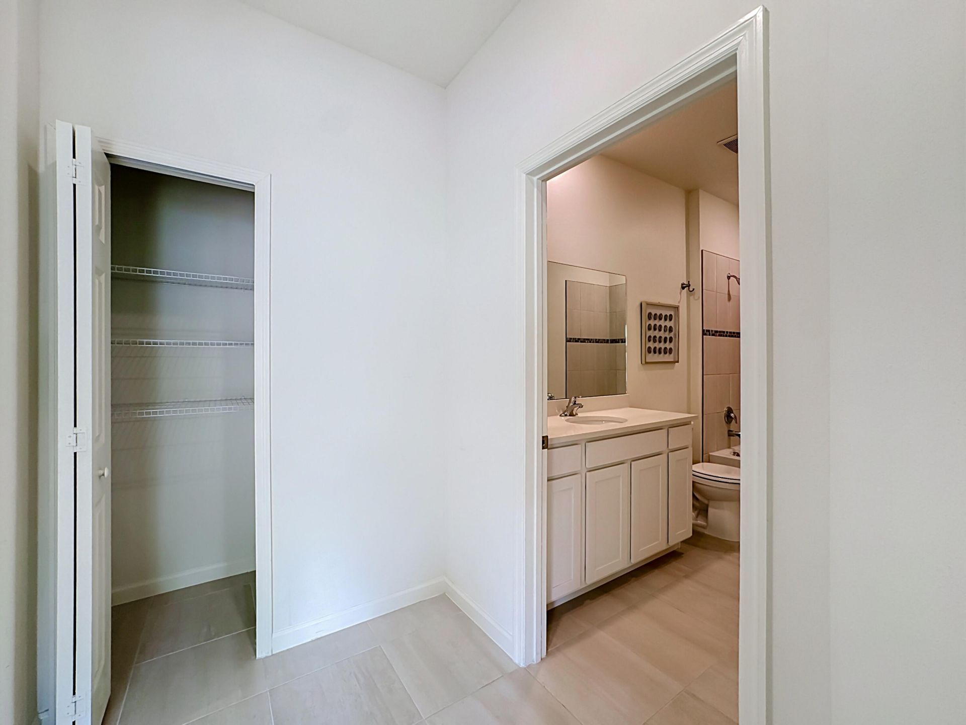 111 52nd Square, Vero Beach, FL 32968 Photo