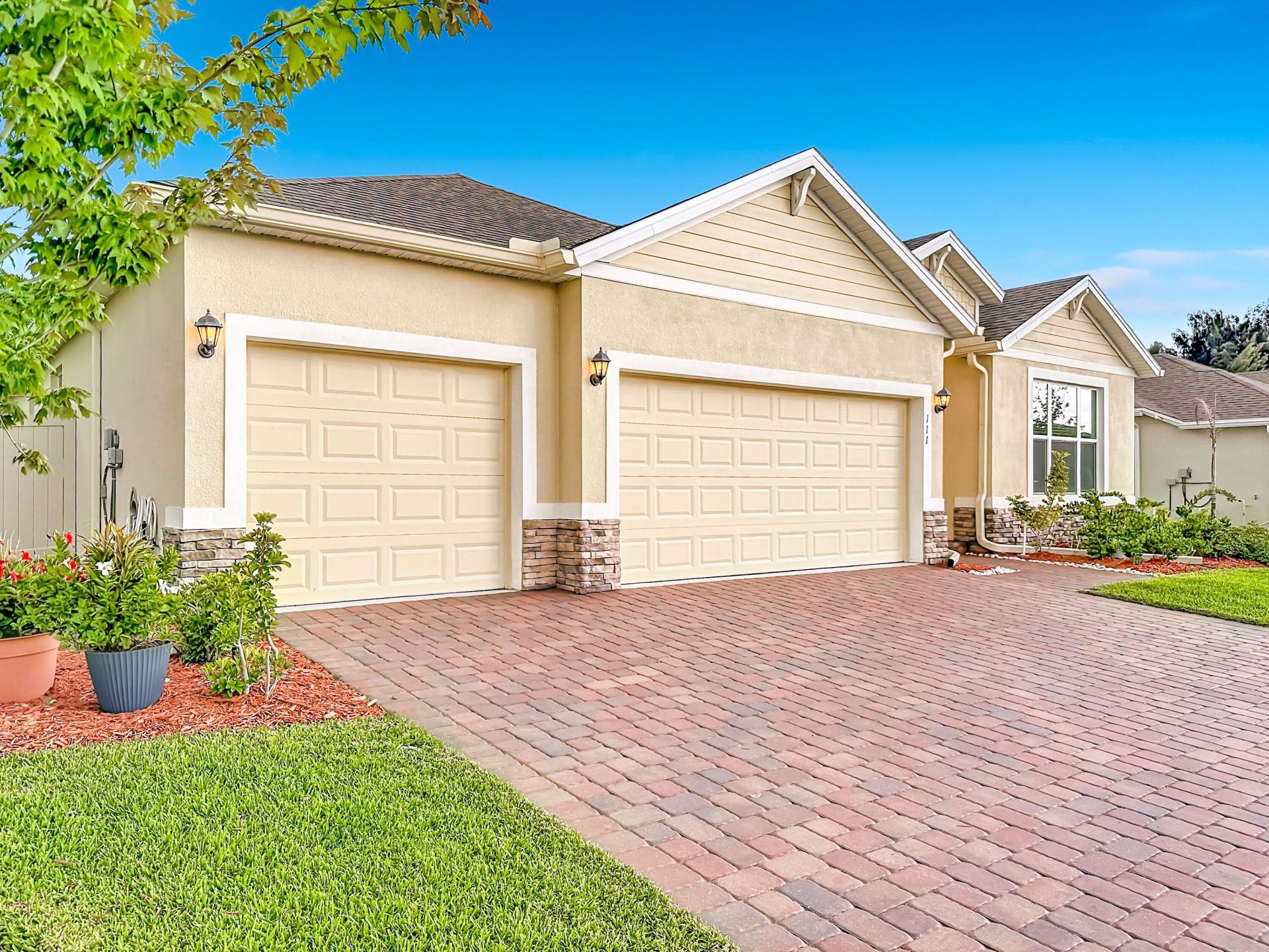 111 52nd Square, Vero Beach, FL 32968 Photo