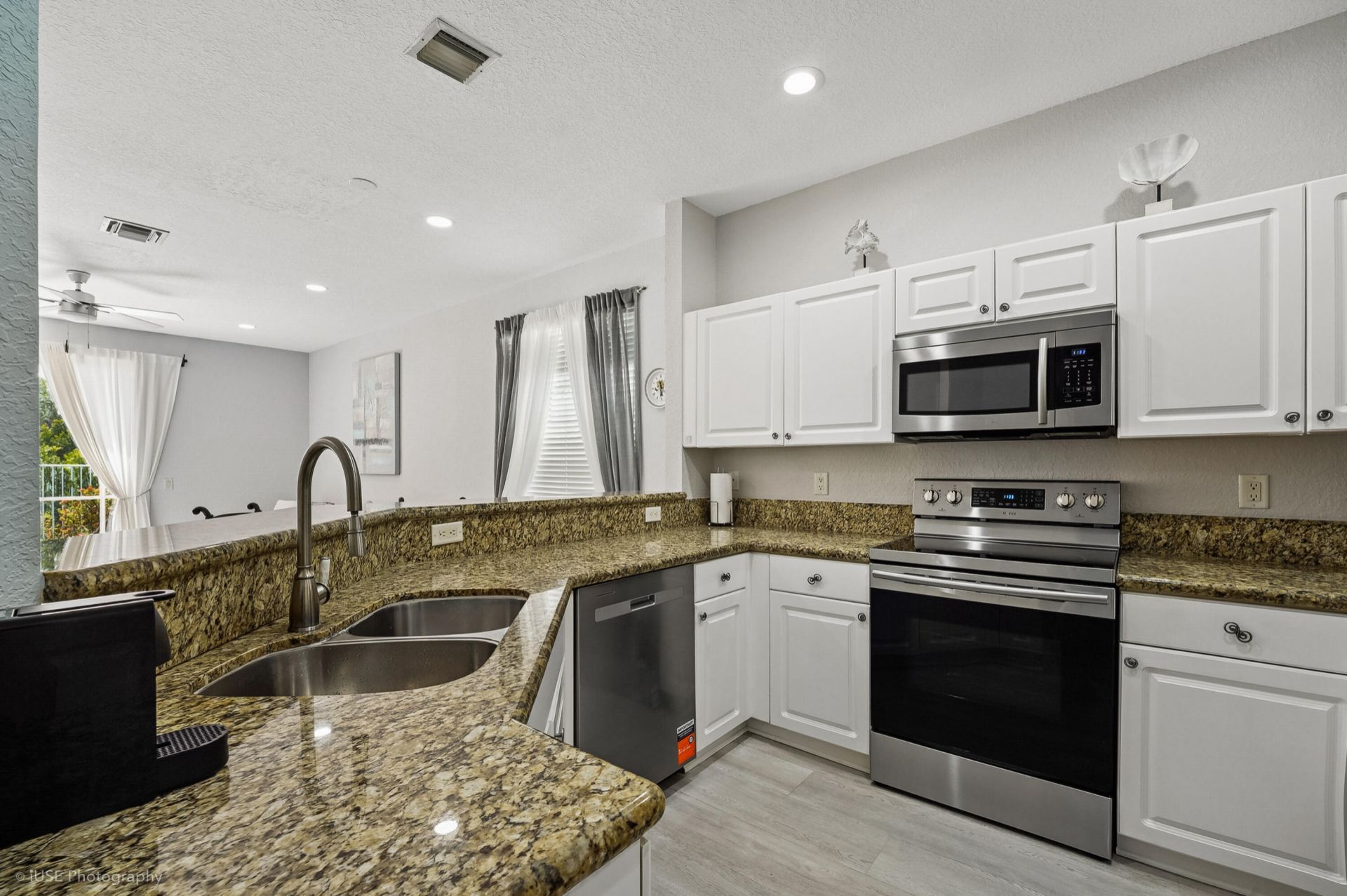 1428 Canary Island Drive, Weston, FL 33327 Photo