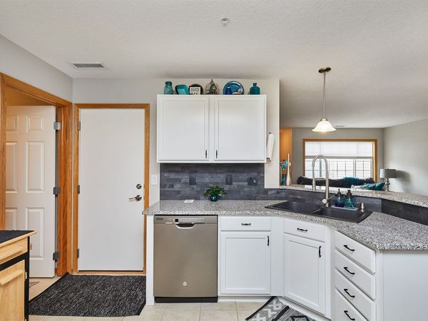 8610 Ep True Parkway, Unit 5008, West Des Moines, IA 50266