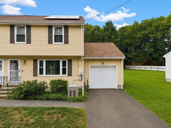 124 Pacella Park Dr., Unit 124, Randolph, MA 02368