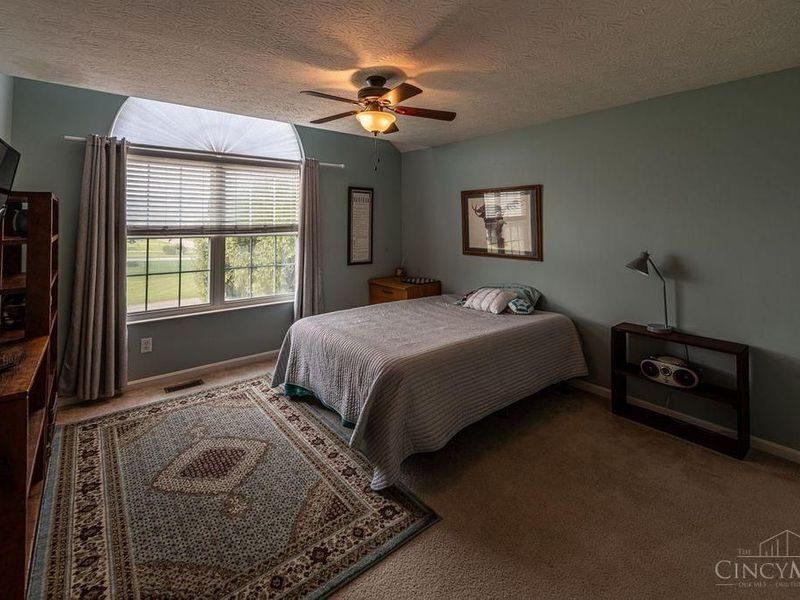 1559 Wild Cherry Drive, Miami Twp, OH 45150 Photo 11