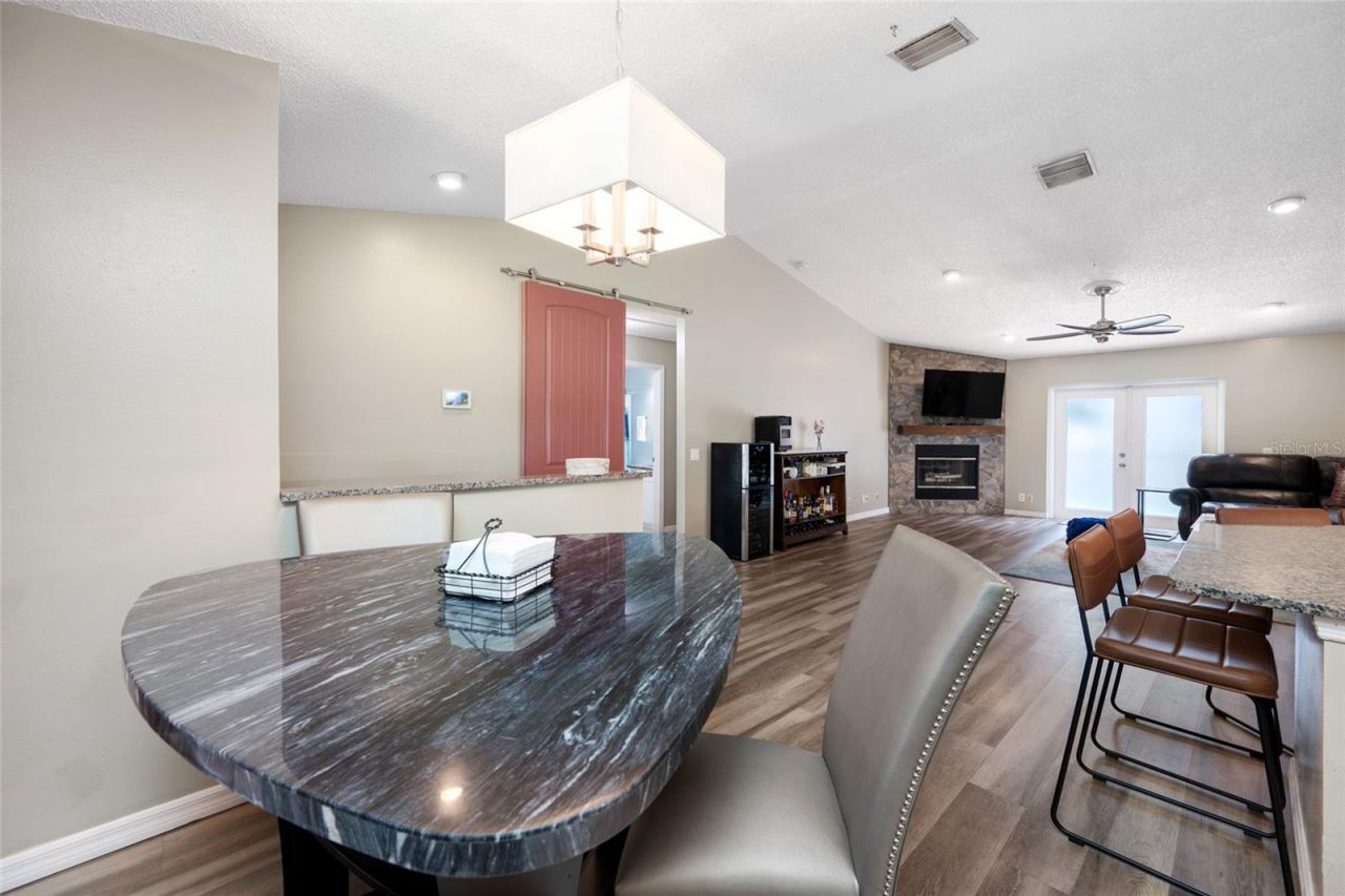12965 Pineforest Way W, Largo, FL 33773 Photo