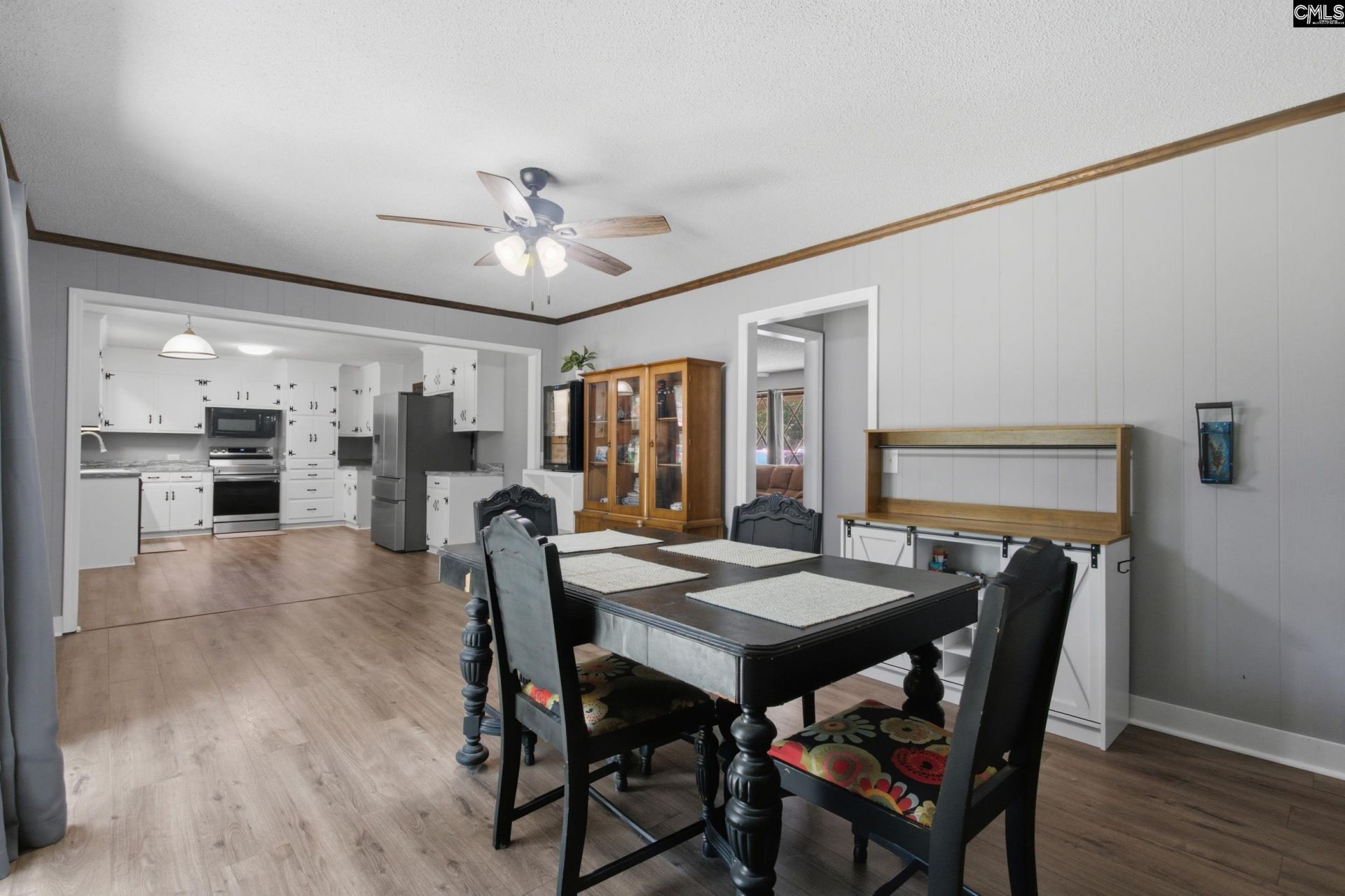 3136 Woodsen Circle  Photo 9