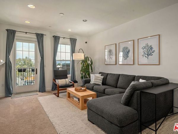 12975 Agustin Place, Unit 418, Playa Vista, CA 90094