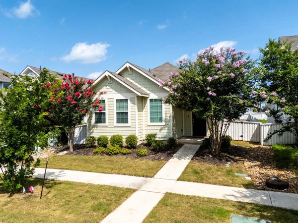 125 Fabion ST, Kyle, TX 78640