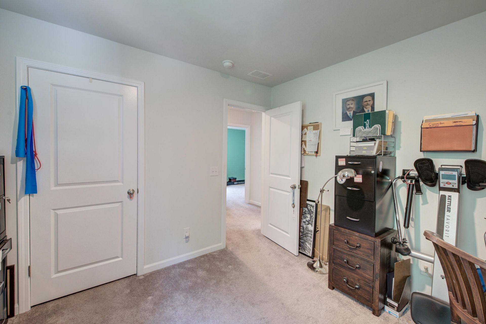 3798 Sawmill Court Photo 21