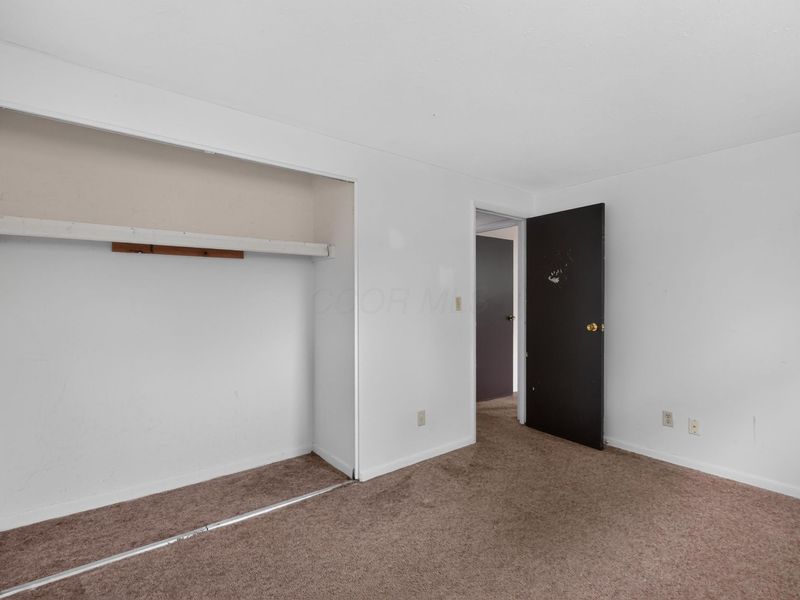 5846 Varadero Drive, Westerville, OH 43081 Photo 9