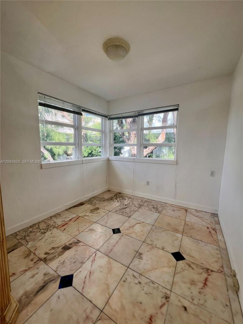 9350 E Bay Harbor Dr, Unit 6, Bay Harbor Islands, FL 33154 Photo