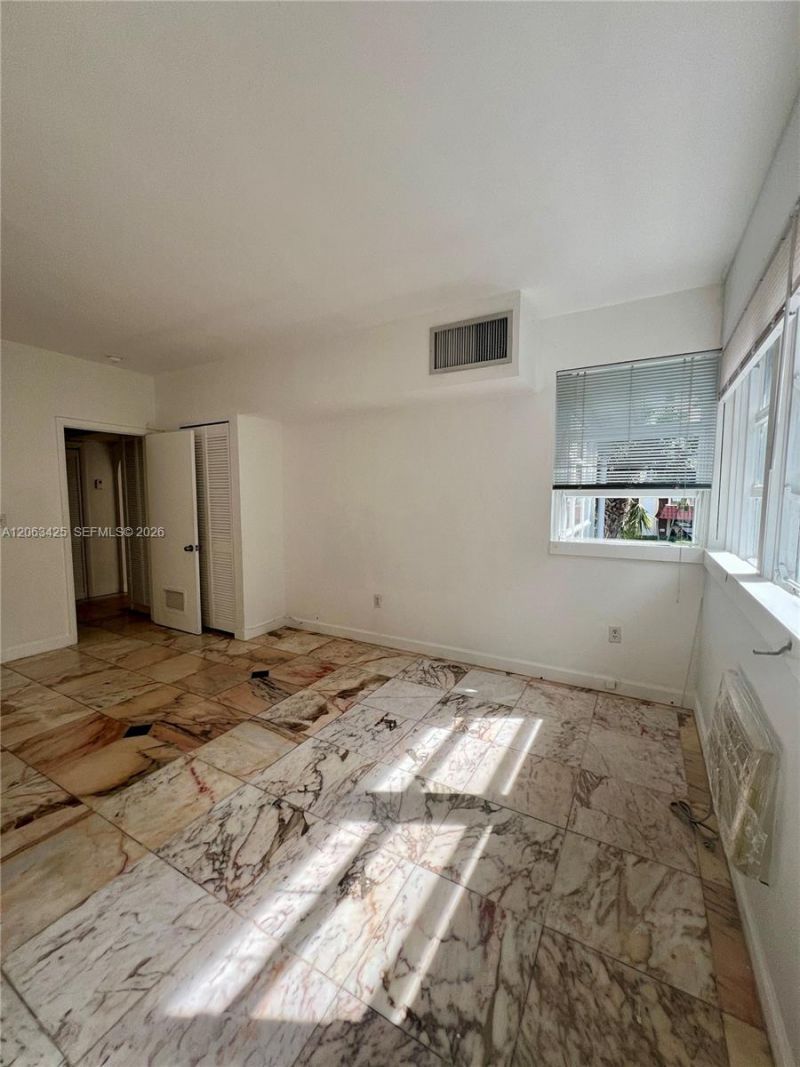 9350 E Bay Harbor Dr, Unit 6, Bay Harbor Islands, FL 33154 Photo