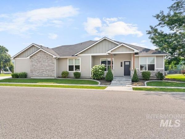 550 Syringa Falls Ct, Fruitland, ID 83655
