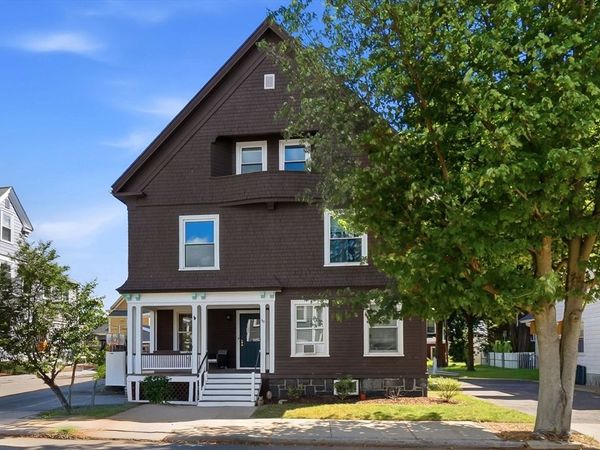 32 Ocean St, Beverly, MA 01915