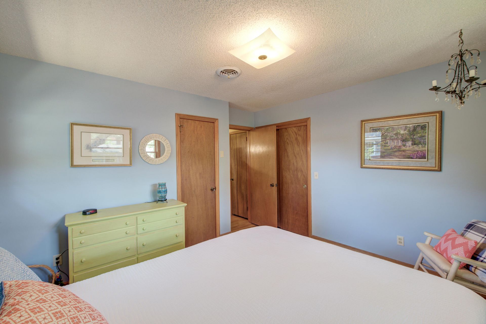 4717 Farmal Street Photo 16