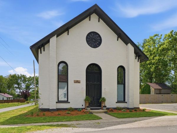 26 South Street, Harveysburg, OH 45032