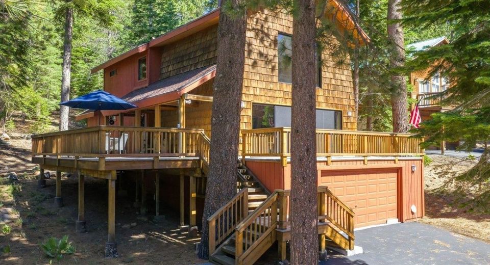 13245 Hansel Avenue, Truckee, CA 96161 Photo