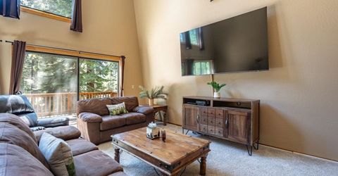 13245 Hansel Avenue, Truckee, CA 96161 Photo
