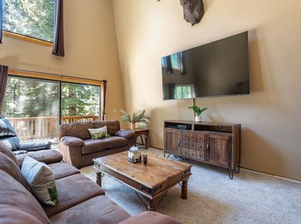 13245 Hansel Avenue, Truckee, CA 96161 Photo