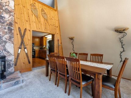 13245 Hansel Avenue, Truckee, CA 96161 Photo