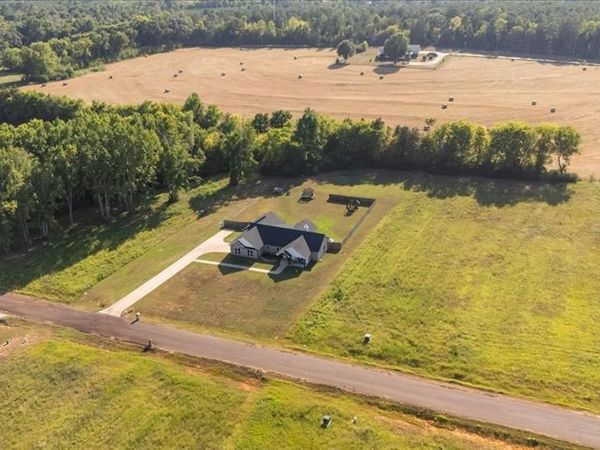 13393 N FM 768 , Jacksonville, TX 75766