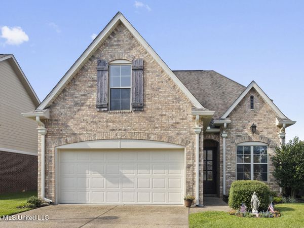 3931 Acadian Village Drive, Ocean Springs, MS 39564