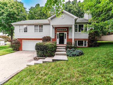 1374 Bennett Drive, Morgantown, WV 26508