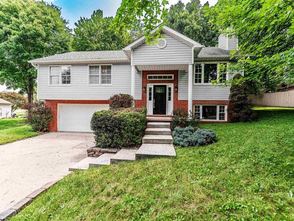 1374 Bennett Drive, Morgantown, WV 26508