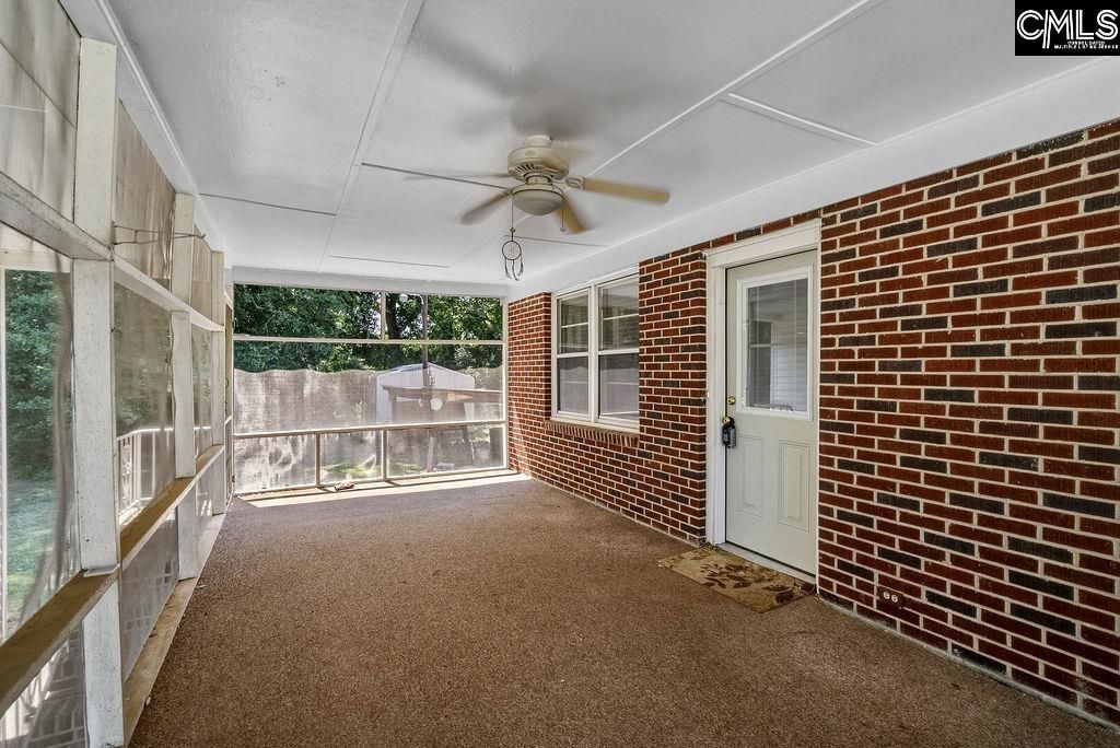 1557 Hwy 121 N Photo 11