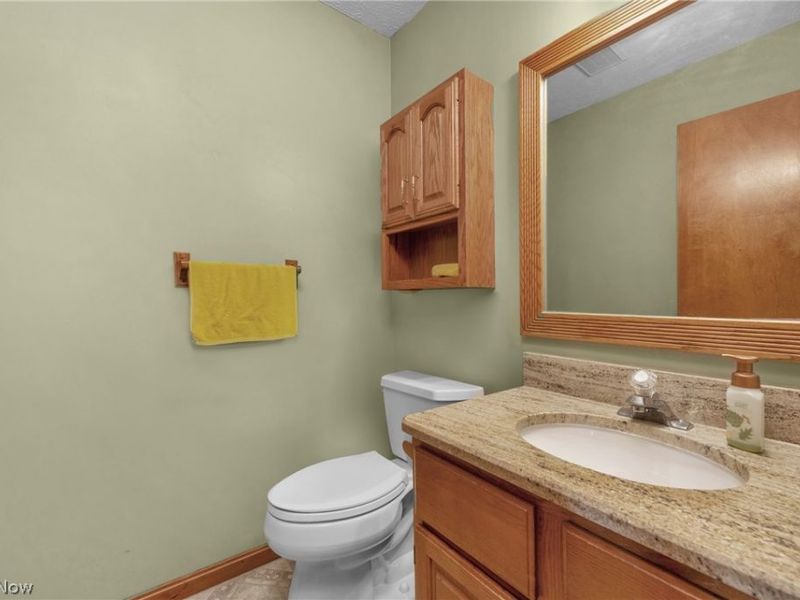 33640 Brokaw Road, Columbia Station, OH 44028 Photo 22