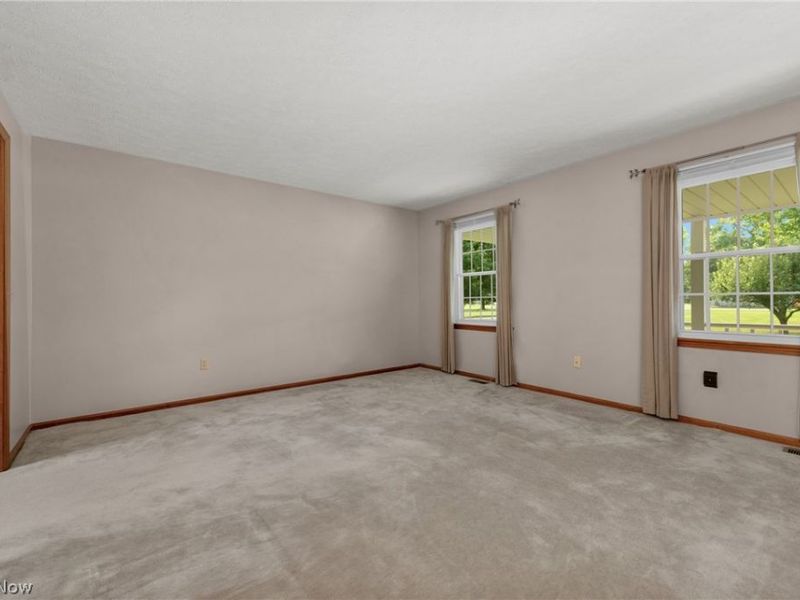 33640 Brokaw Road, Columbia Station, OH 44028 Photo 8