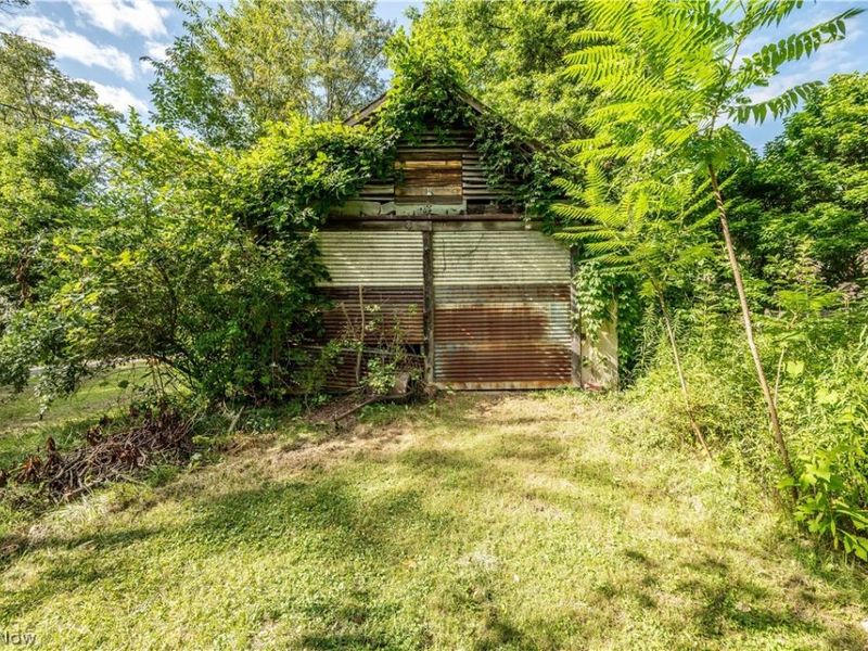 1263 Depot Phalanx Street, Southington, OH 44470 Photo 35