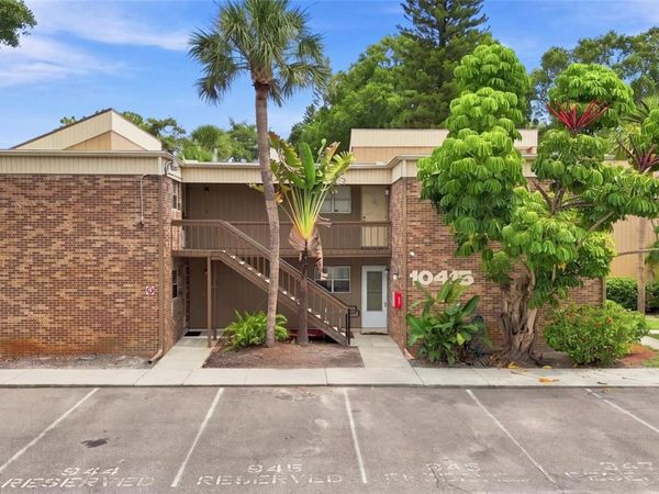 10415 CARROLLBROOK CIRCLE, Unit 207, TAMPA, FL 33618