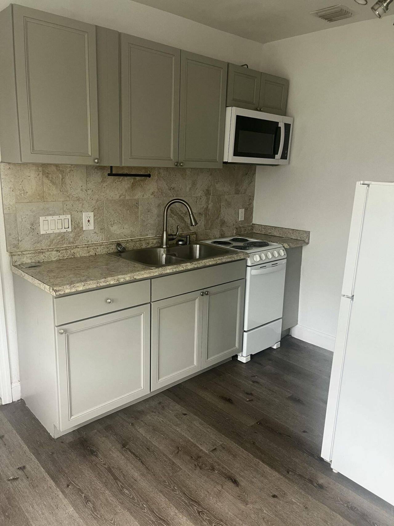 1462 40th Street, Unit Back, West Palm Beach, FL 33407 Photo
