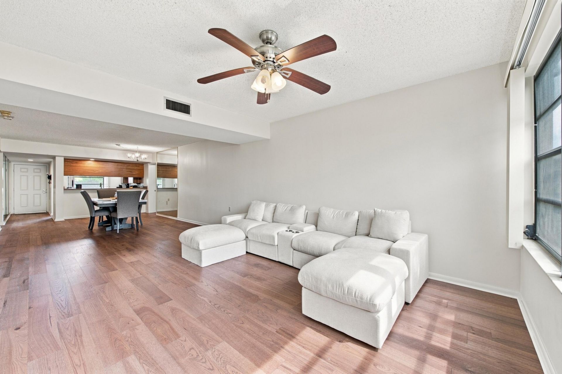 3515 Village Boulevard, Unit 206, West Palm Beach, FL 33409 Photo