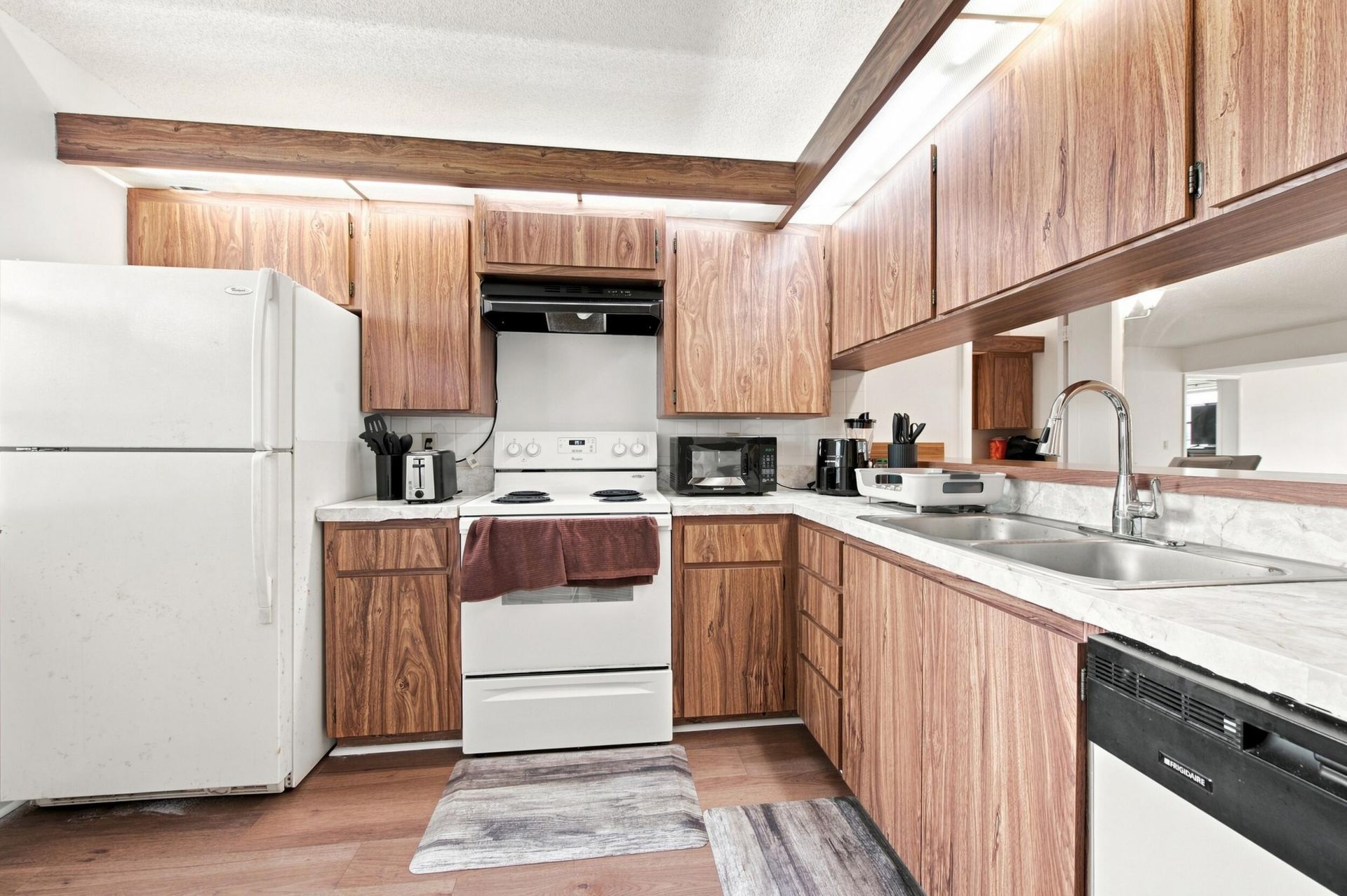 3515 Village Boulevard, Unit 206, West Palm Beach, FL 33409 Photo