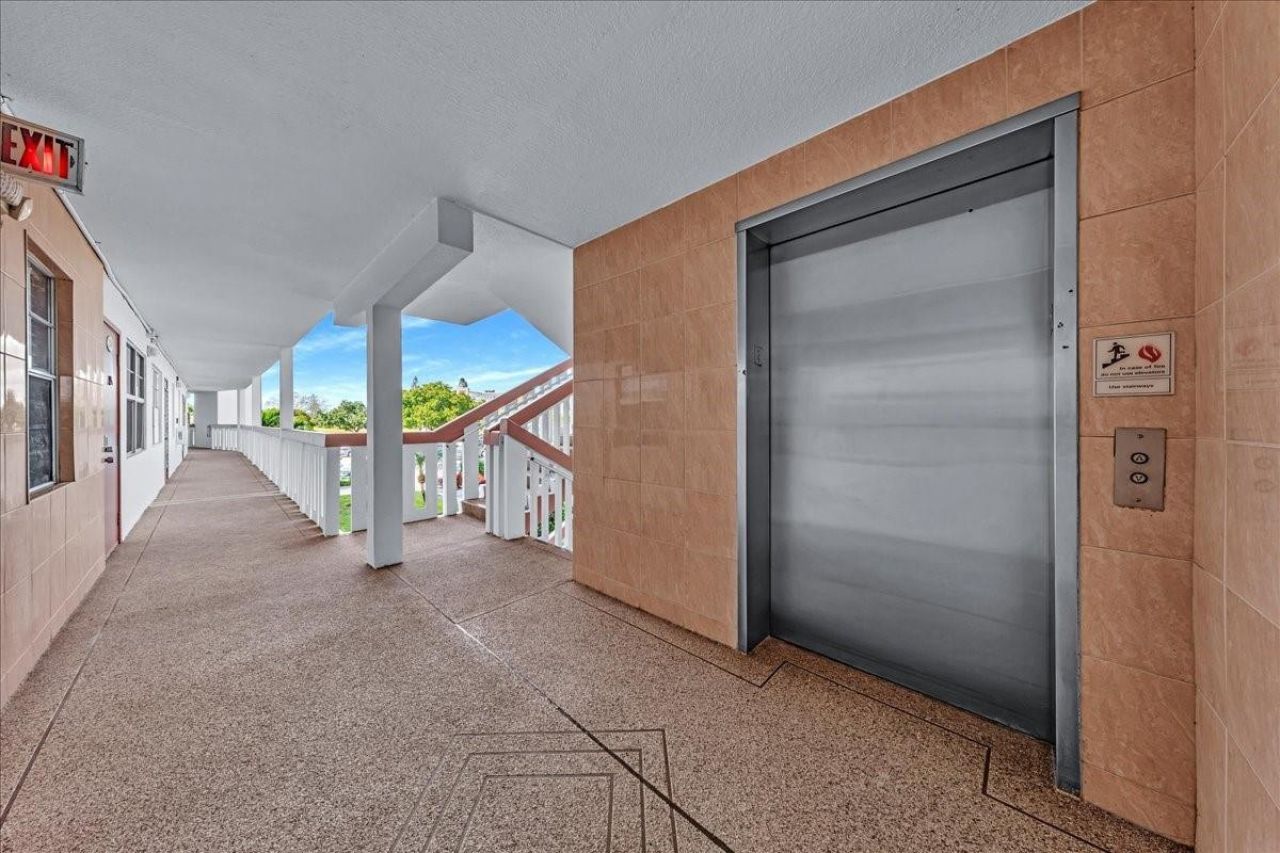 2047 Wolverton C, Boca Raton, FL 33434 Photo