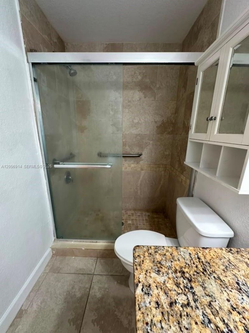 3330 N Pinewalk Dr N, Unit 1611, Margate, FL 33063 Photo
