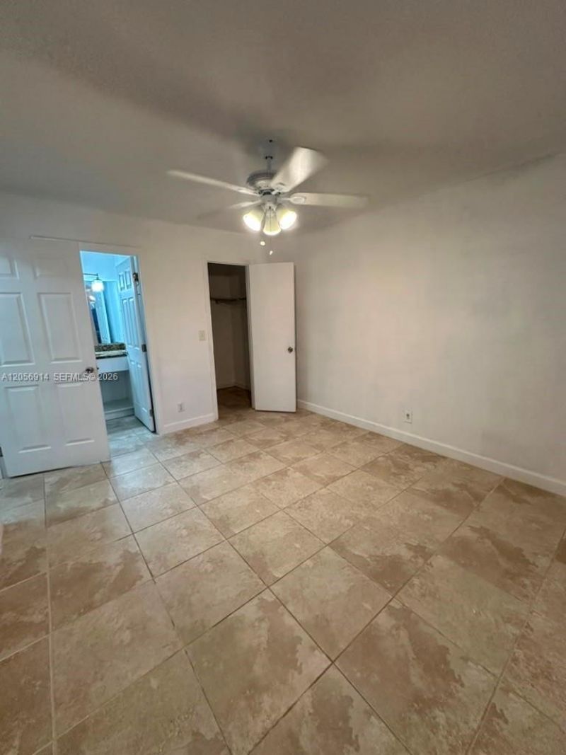 3330 N Pinewalk Dr N, Unit 1611, Margate, FL 33063 Photo