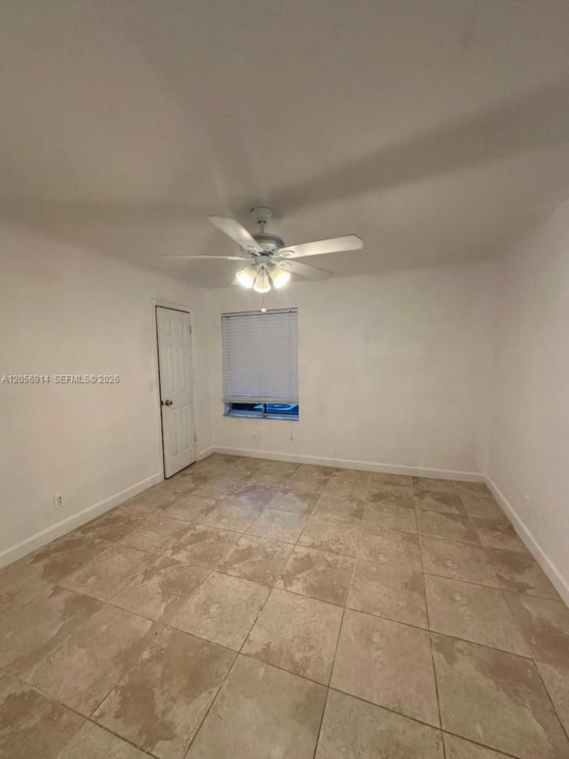 3330 N Pinewalk Dr N, Unit 1611, Margate, FL 33063 Photo