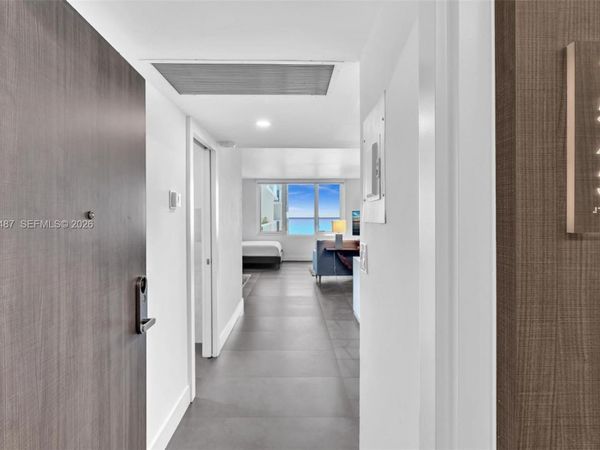 2301 E Collins Ave , Unit 1543, Miami Beach, FL 33139