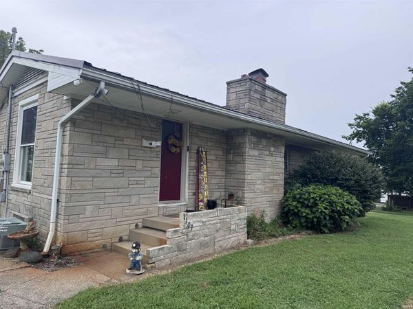 1107 S Hart Street, Princeton, IN 47670