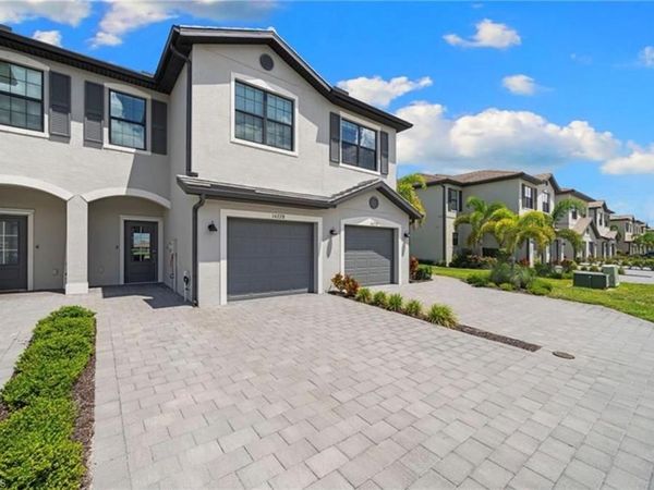 14228 Pine Lodge LN , FORT MYERS, FL 33913